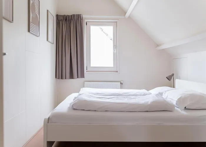 - Het Kleine Nest - Nabij Het Meer, & Keukenhof Dom wakacyjny *